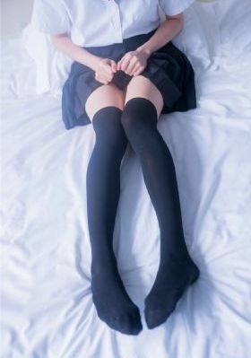 波兰r级《欲燃》在线播放_1080在线观看完整版