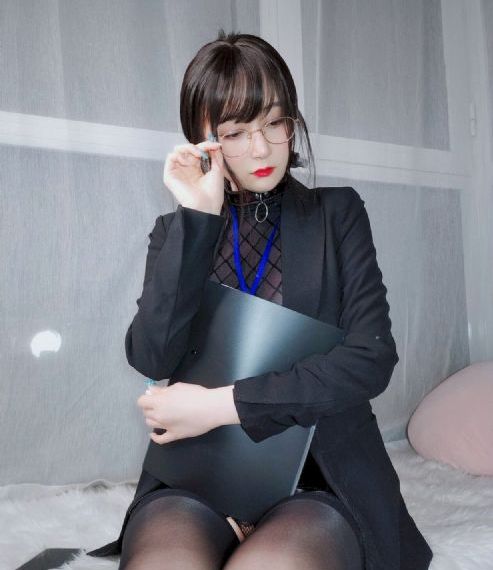 美女羞羞免费的行情网站app_BD英语电影免费在线