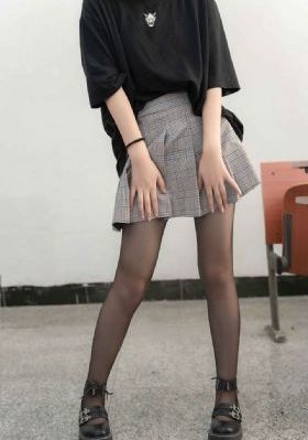 日本一卡二卡3卡四卡在_720高清迅雷在线观看