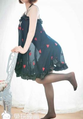 三级AV电影不穿内衣人妻诱惑_DVD高清迅雷在线观看