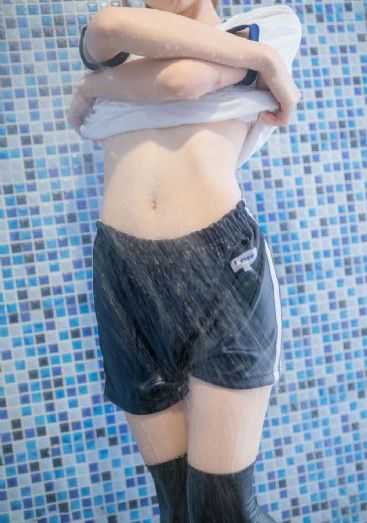 汉服女装齐胸襦裙被c视频在线_BD英语手机免费观看完整