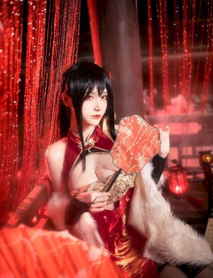 国产粉嫩美女无套被中出_BD韩语在线视频播放