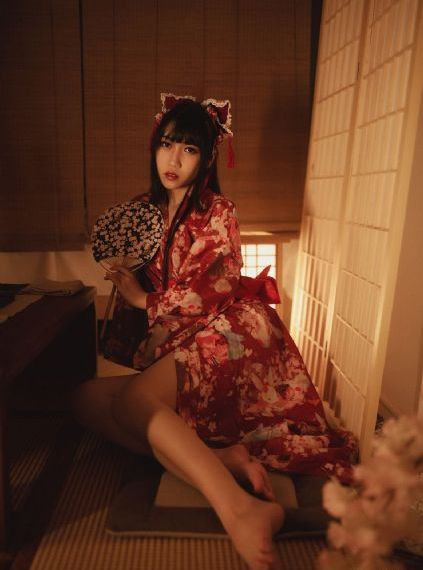 久久少妇av_720电影在线观看