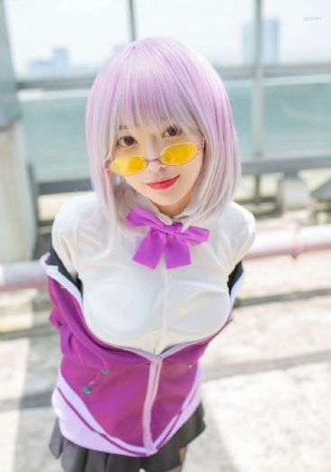 欧美制服丝袜在线_HD免费在线播放